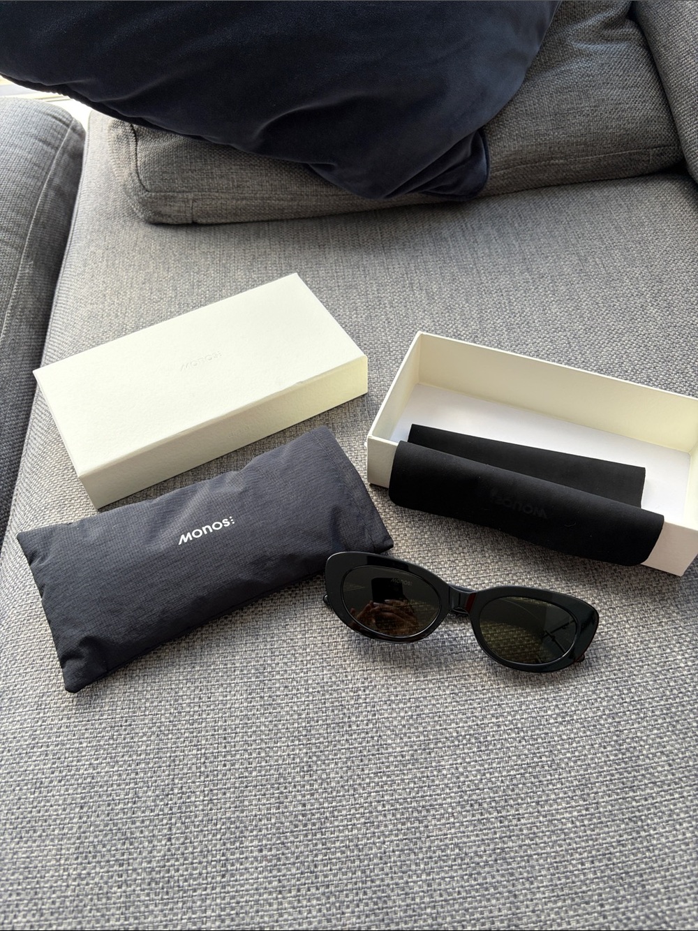 Monos Minaret Black Cat-Eye Women's Sunglasses